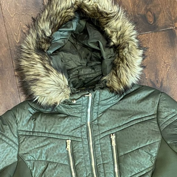 Michael Kors Michael Faux-Fur-Trim Hooded Mixed-Media Puffer Coat in Green XXL - Picture 2 of 15